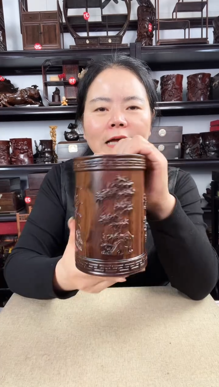 木梅兰竹菊笔筒老李红木工艺品