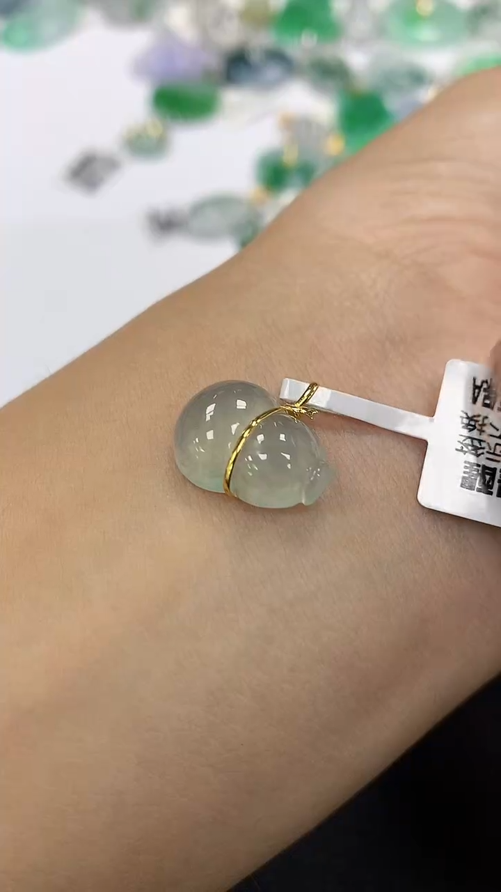 颈饰18K金镶嵌翡翠a货假一赔三支持复检百元上9元证书费自理