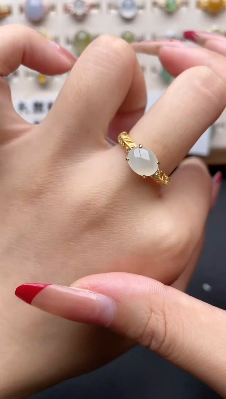 【闪购商品】翡翠戒指银S925镶嵌一物一证一礼盒