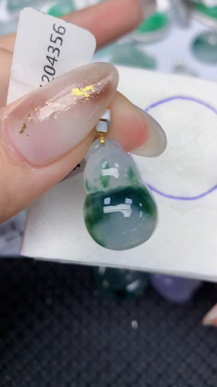 颈饰18K金镶嵌翡翠天然缅甸翡翠a货百元以上9元证书费自理