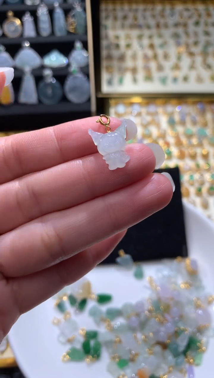 颈饰18K金镶嵌翡翠翡翠