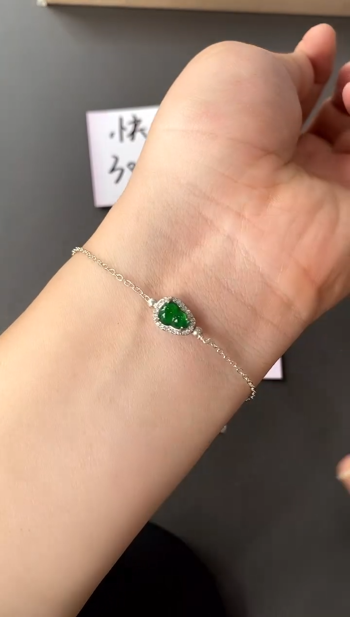 【闪购商品】翡翠手链合金买断价