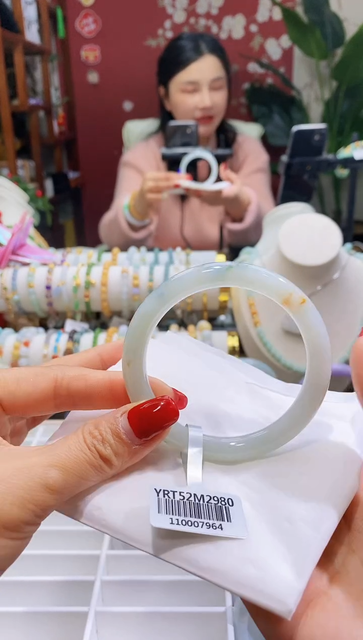 【闪购商品】翡翠手镯（圆镯）未镶嵌109洒金圆条56.6/8.7*8.5