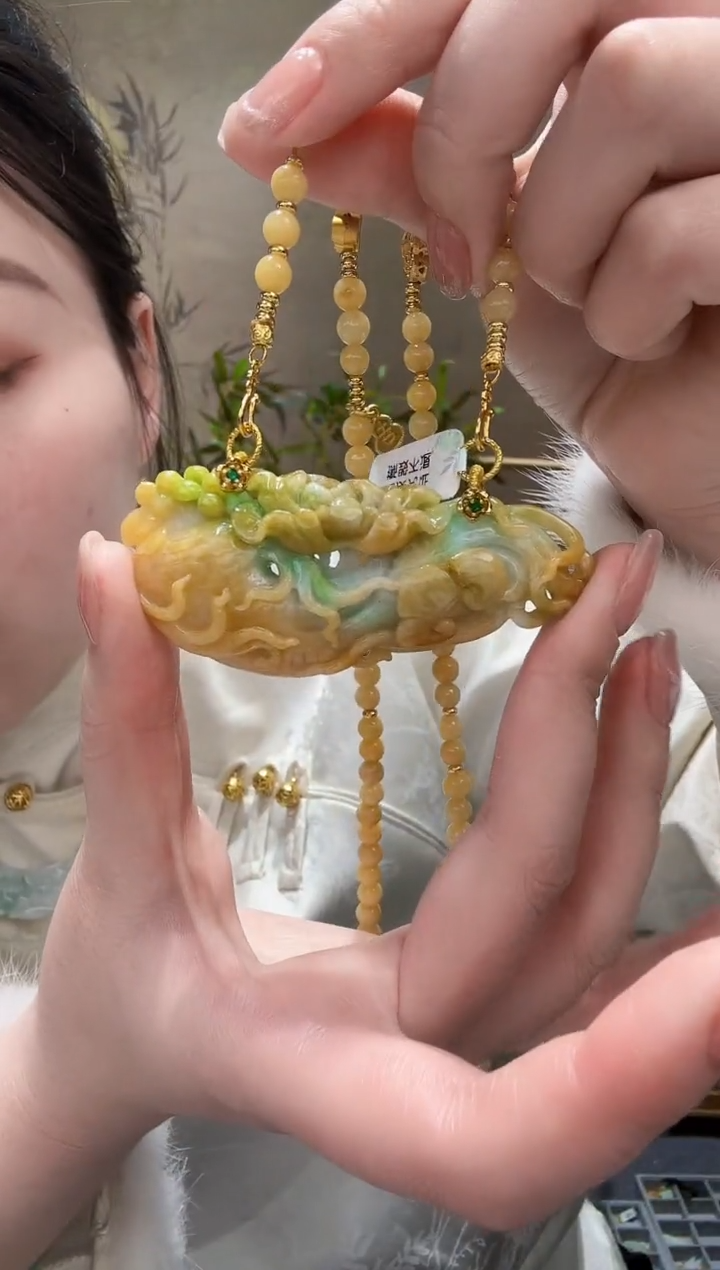 【闪购商品】翡翠颈饰未镶嵌吊坠