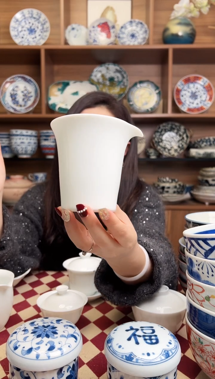 【闪购商品】瓷片景德镇白瓷公道杯  高公杯