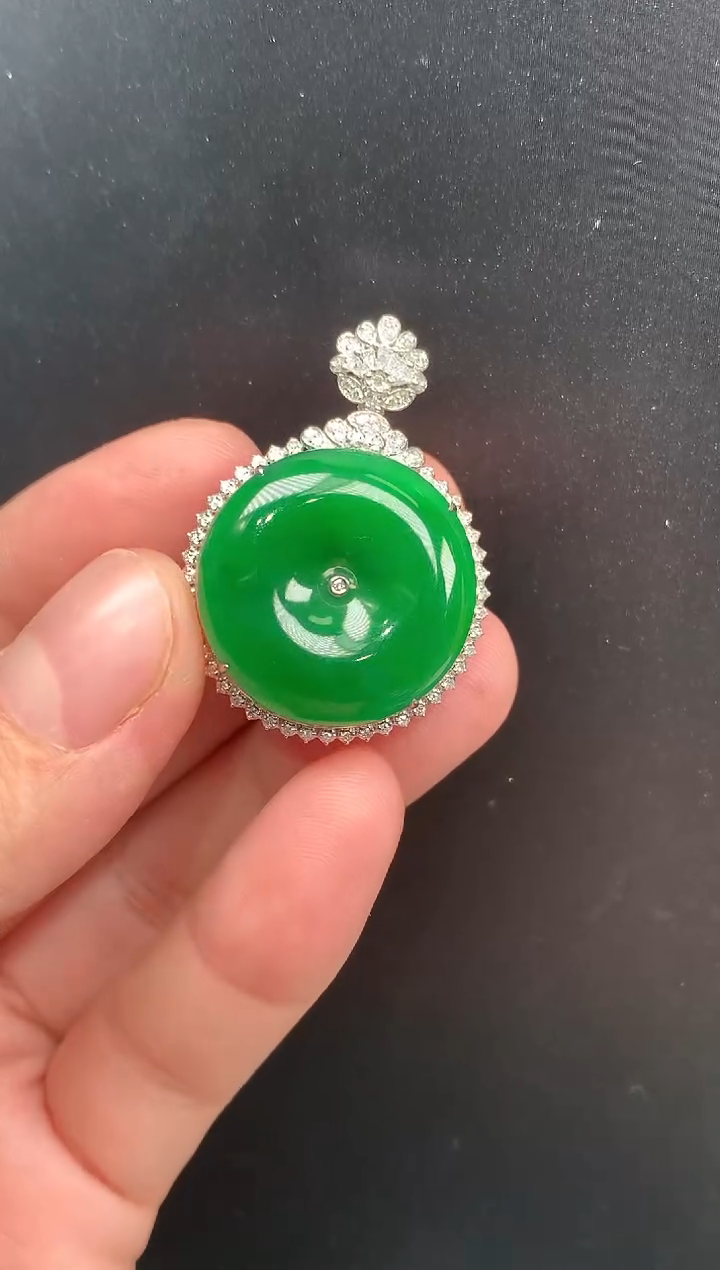 【闪购商品】翡翠颈饰18K金镶嵌一