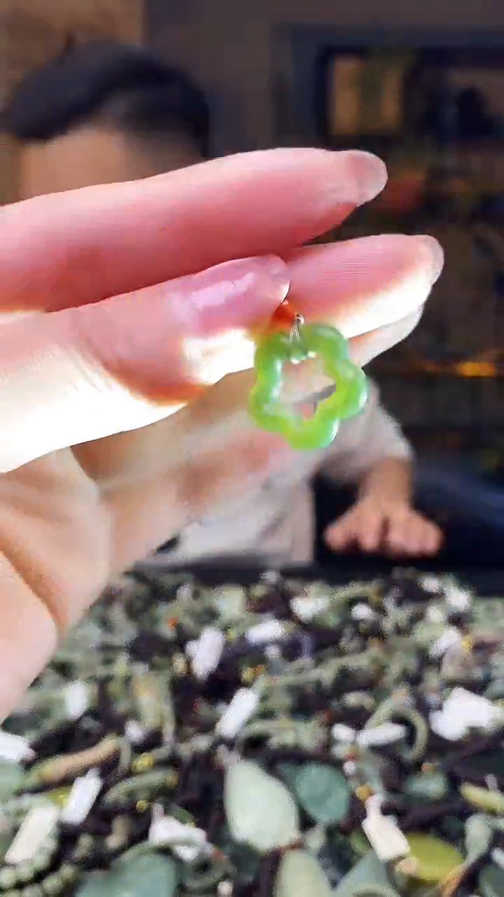 颈饰未镶嵌和田玉多样性发货，拍一发一