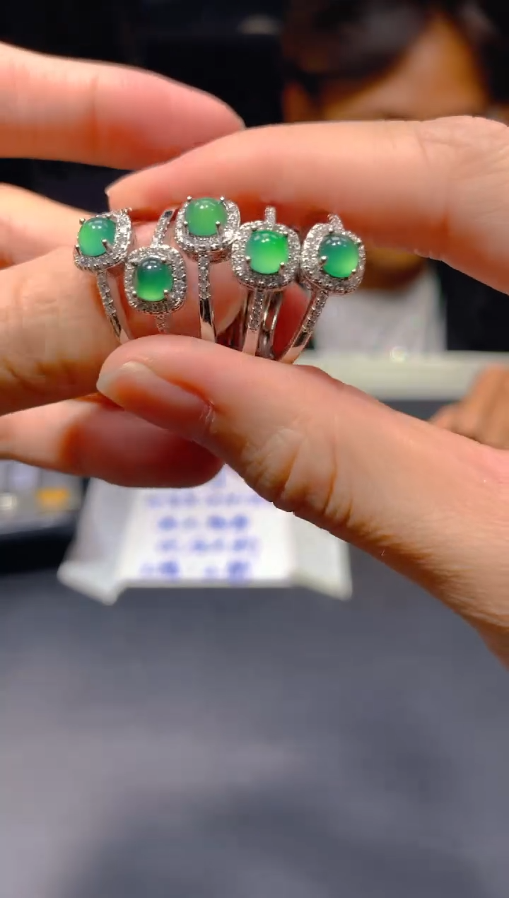 【闪购商品】定制翡翠未镶嵌94多样性发货(发其一）