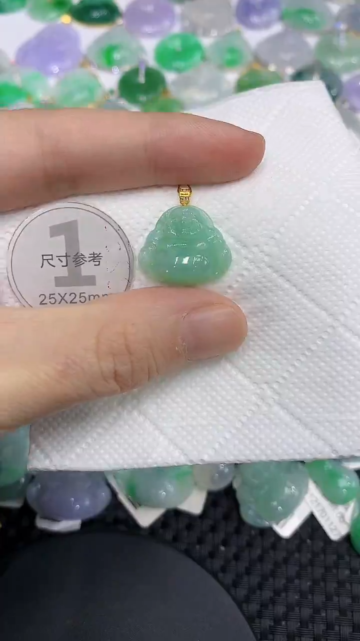 颈饰18K金镶嵌翡翠a货支持复检百元以上9元证书费自理