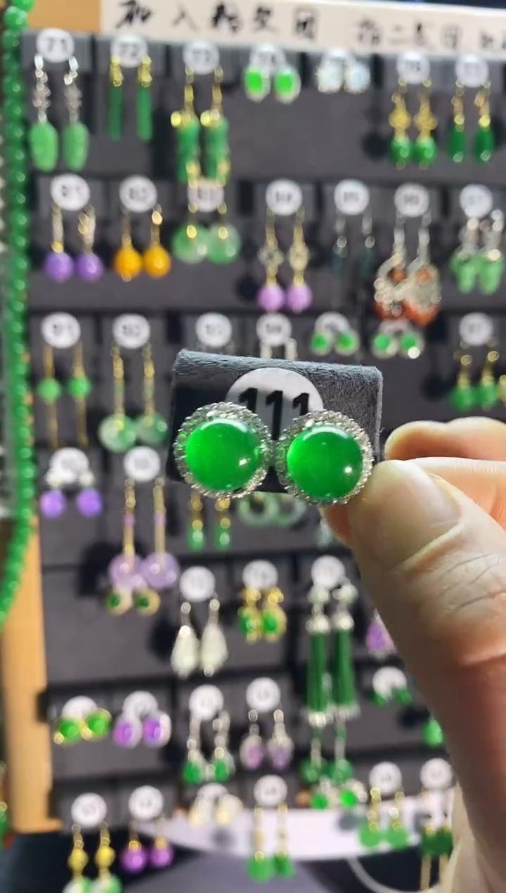 【闪购商品】翡翠耳饰银S925镶嵌111....