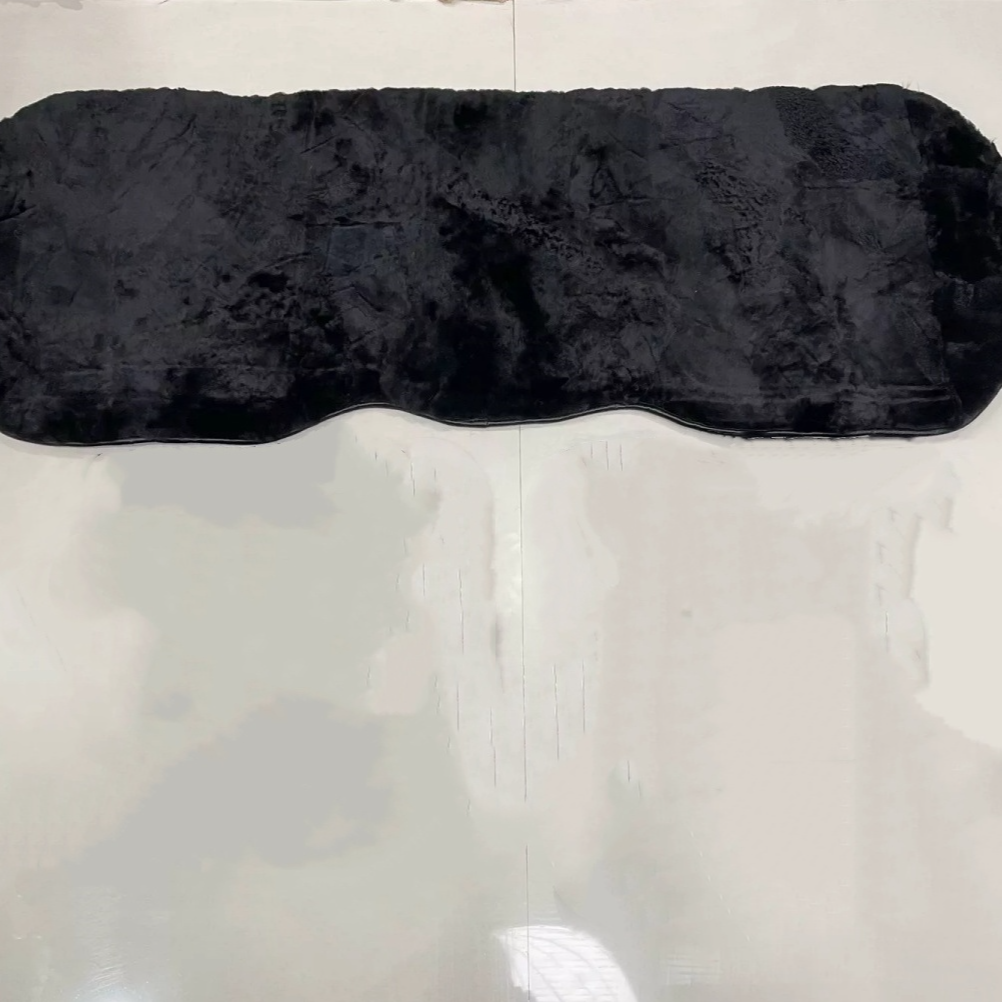 黑色后排三人坐一条冬季羊皮毛一体汽车坐垫羊皮拼接座垫