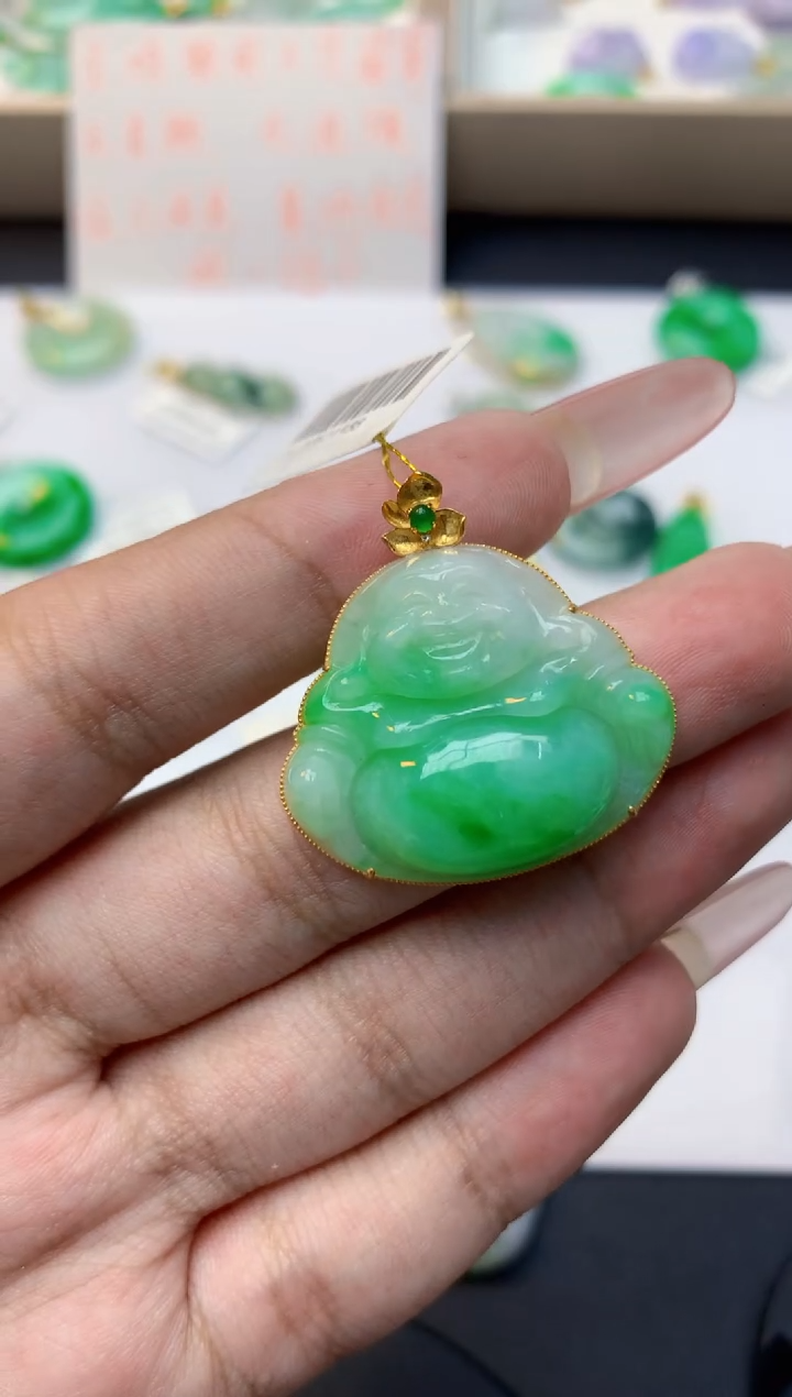 颈饰18K金镶嵌翡翠天然缅甸A货翡翠百元以上9元证书费自理