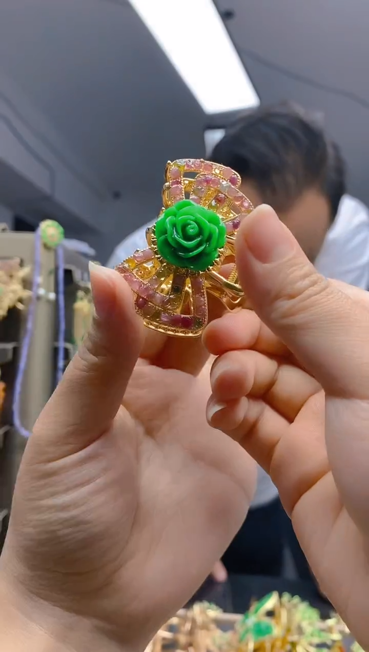 【闪购商品】碧玺耳饰合金0332发夹