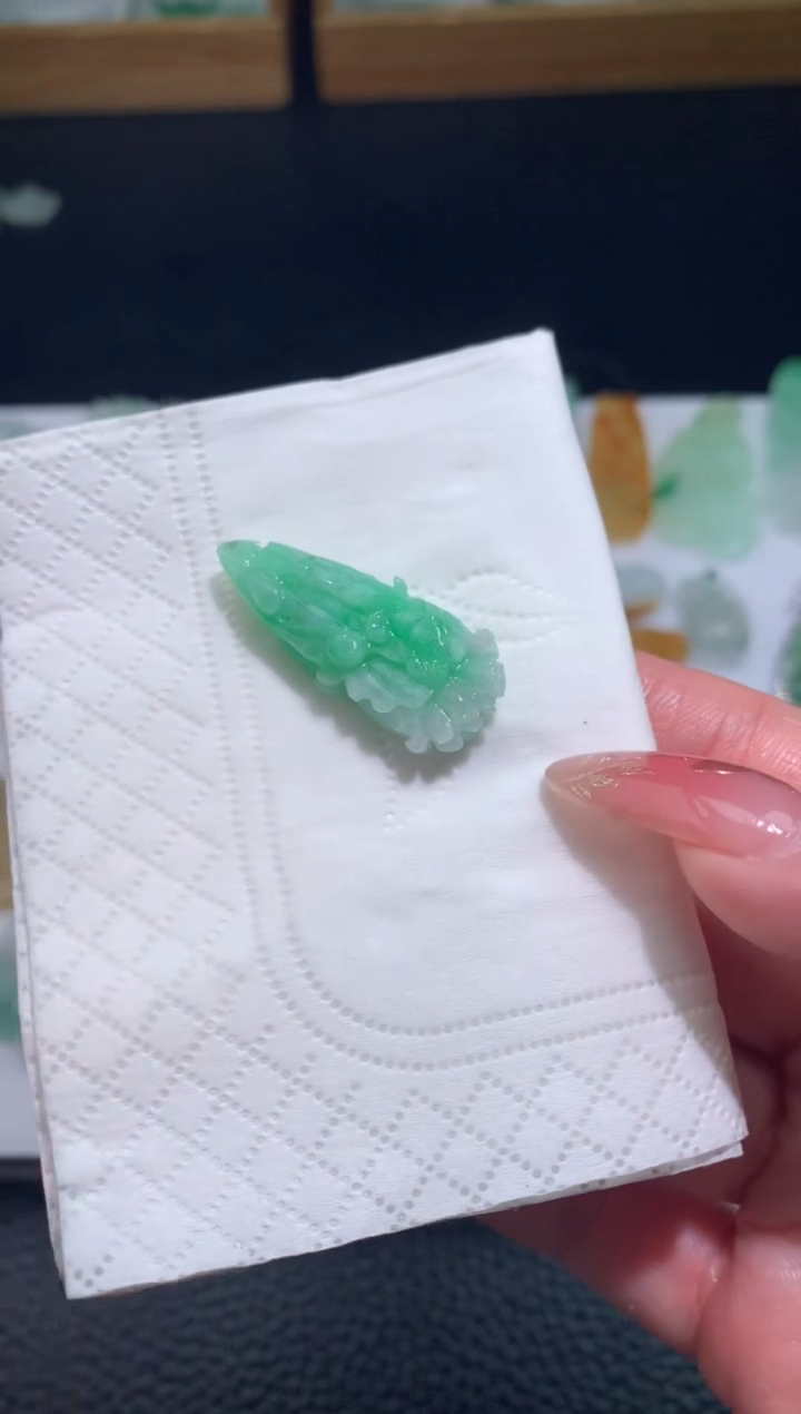 【闪购商品】定制翡翠未镶嵌毛货