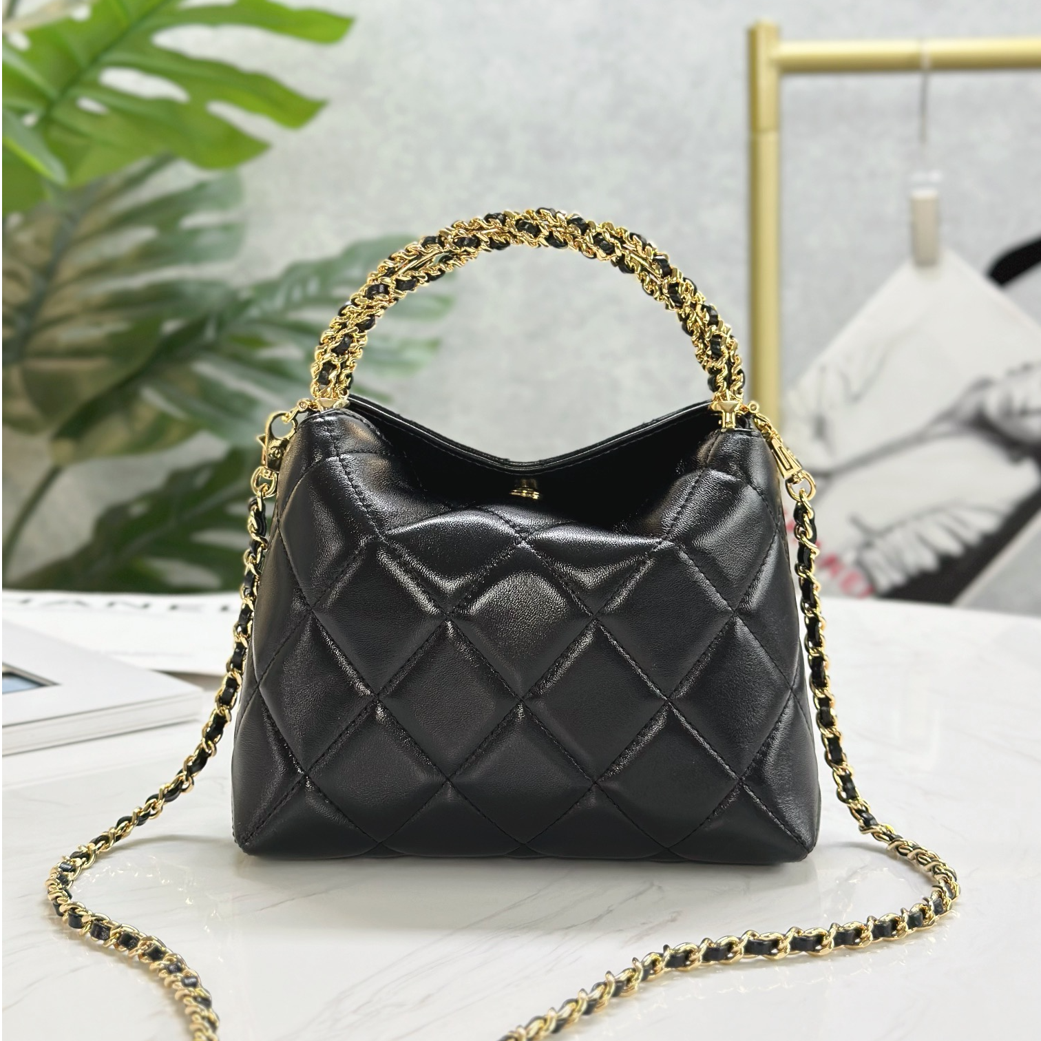 24麻花一样 样woc