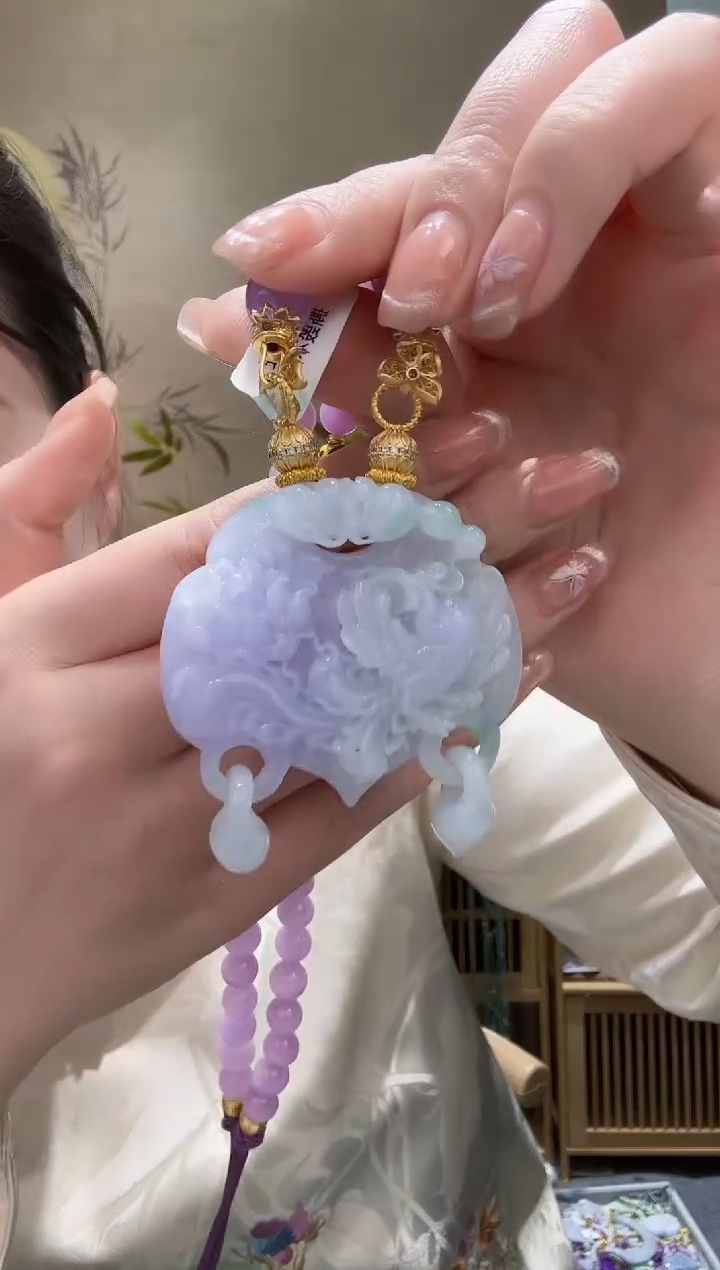 【闪购商品】翡翠颈饰未镶嵌吊坠