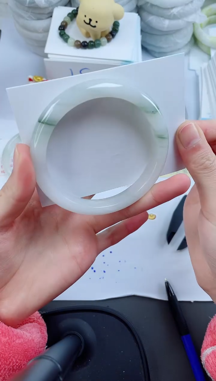 【闪购商品】石英质玉手镯未镶嵌3060-63.2