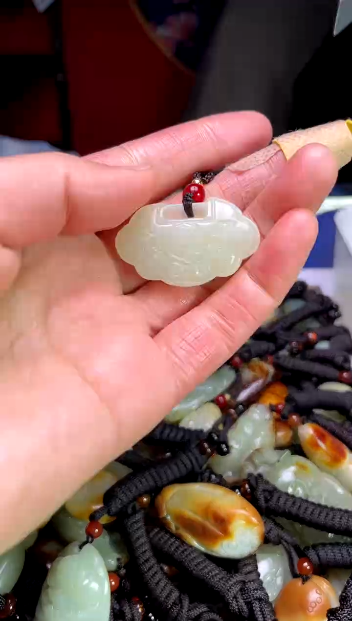 【闪购商品】和田玉颈饰未镶嵌123