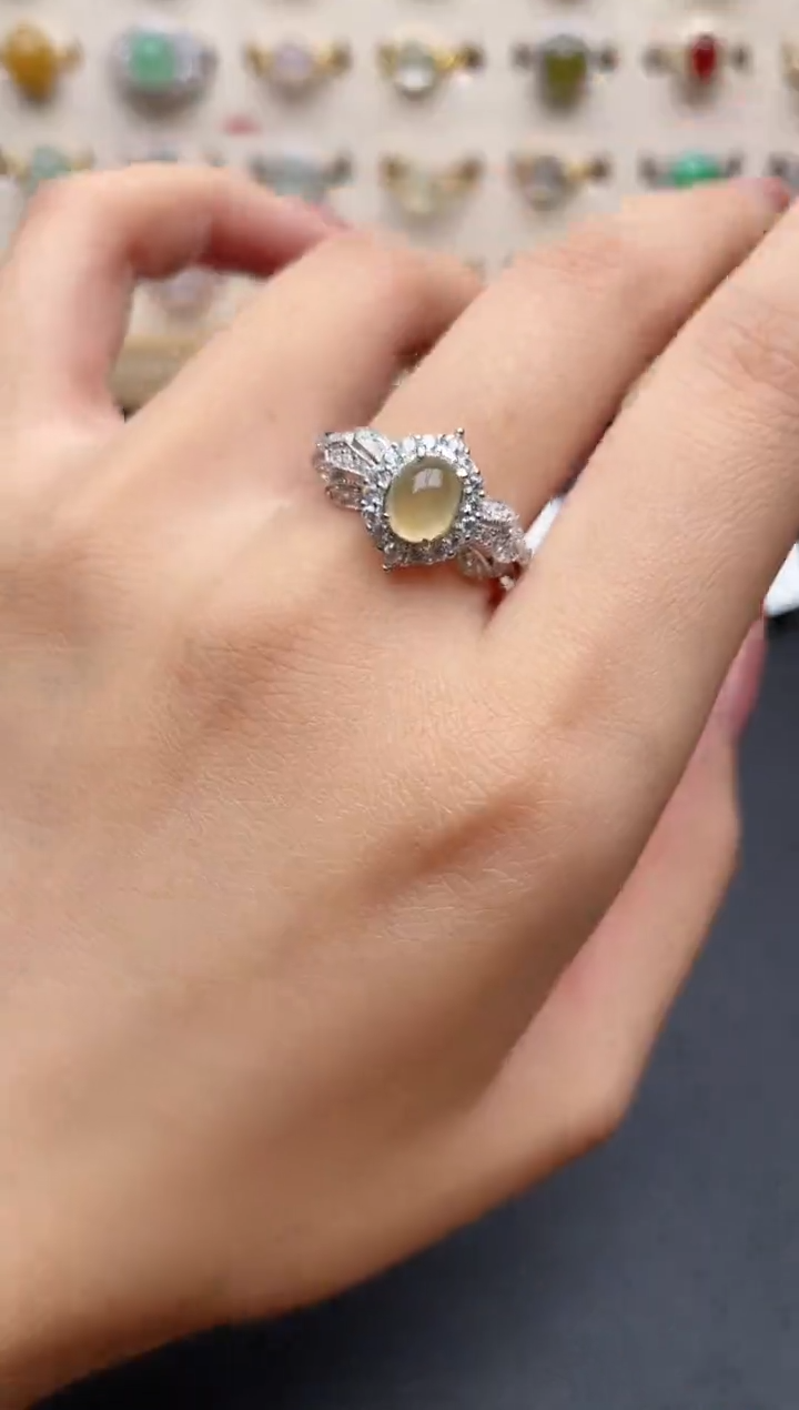 【闪购商品】翡翠戒指银S925镶嵌一物一证一礼盒