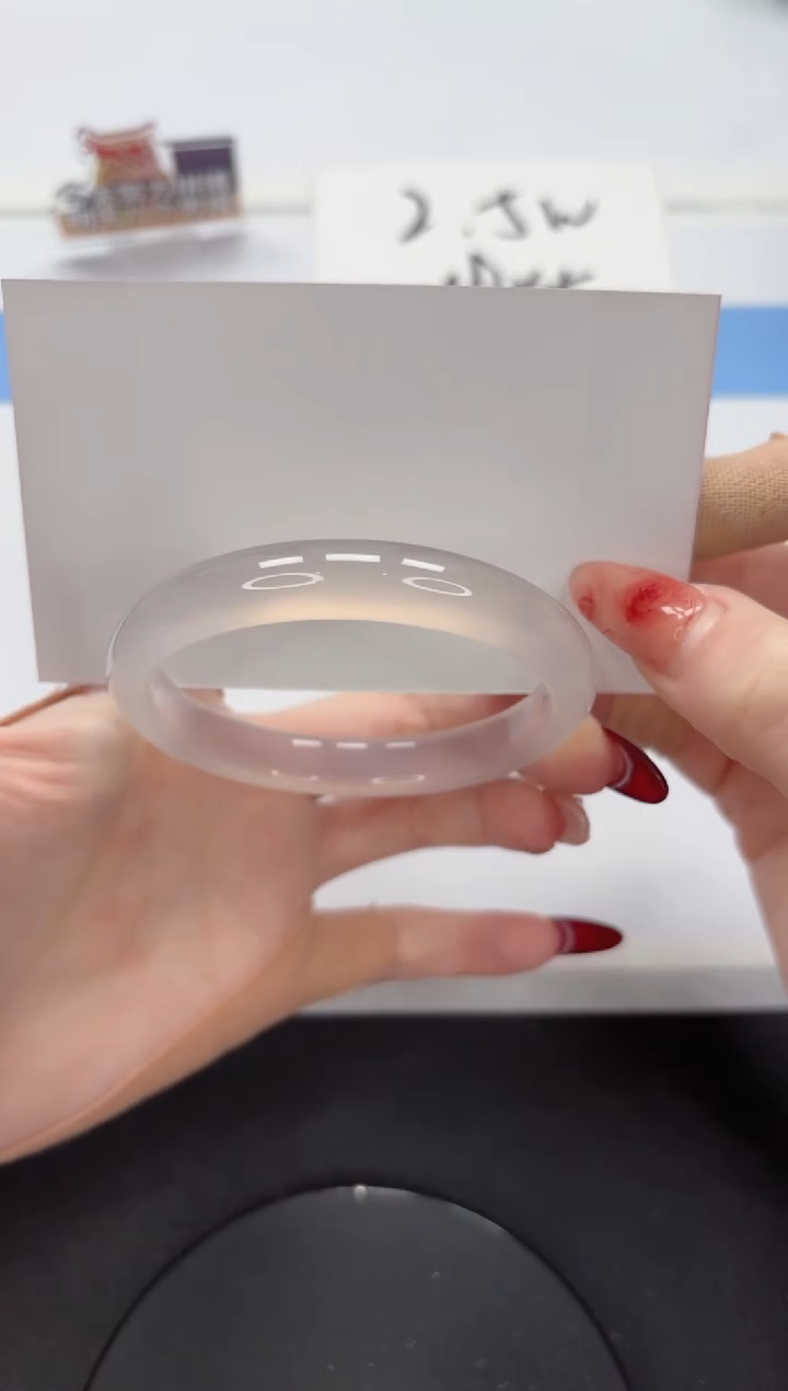 【闪购商品】石英质玉手镯未镶嵌A268-56.8