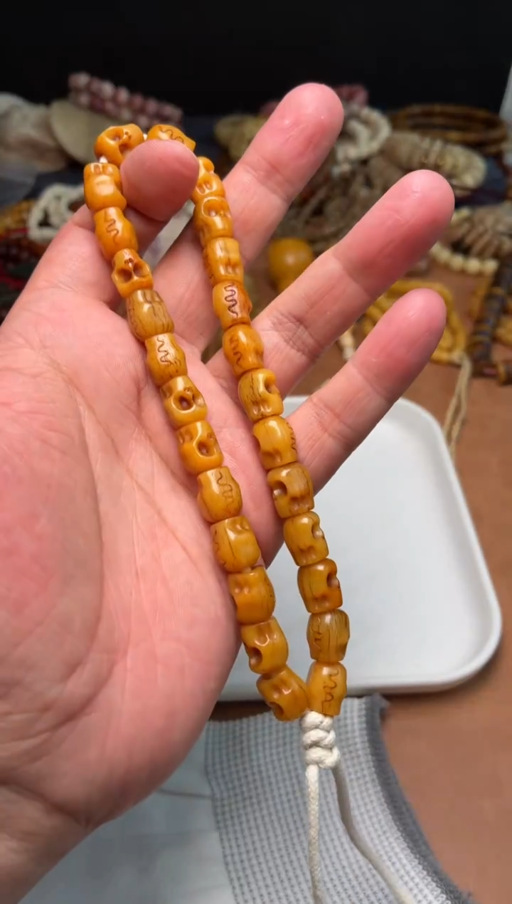 牛骨其他杂件324-果冻料尸陀林手持-有棕裂