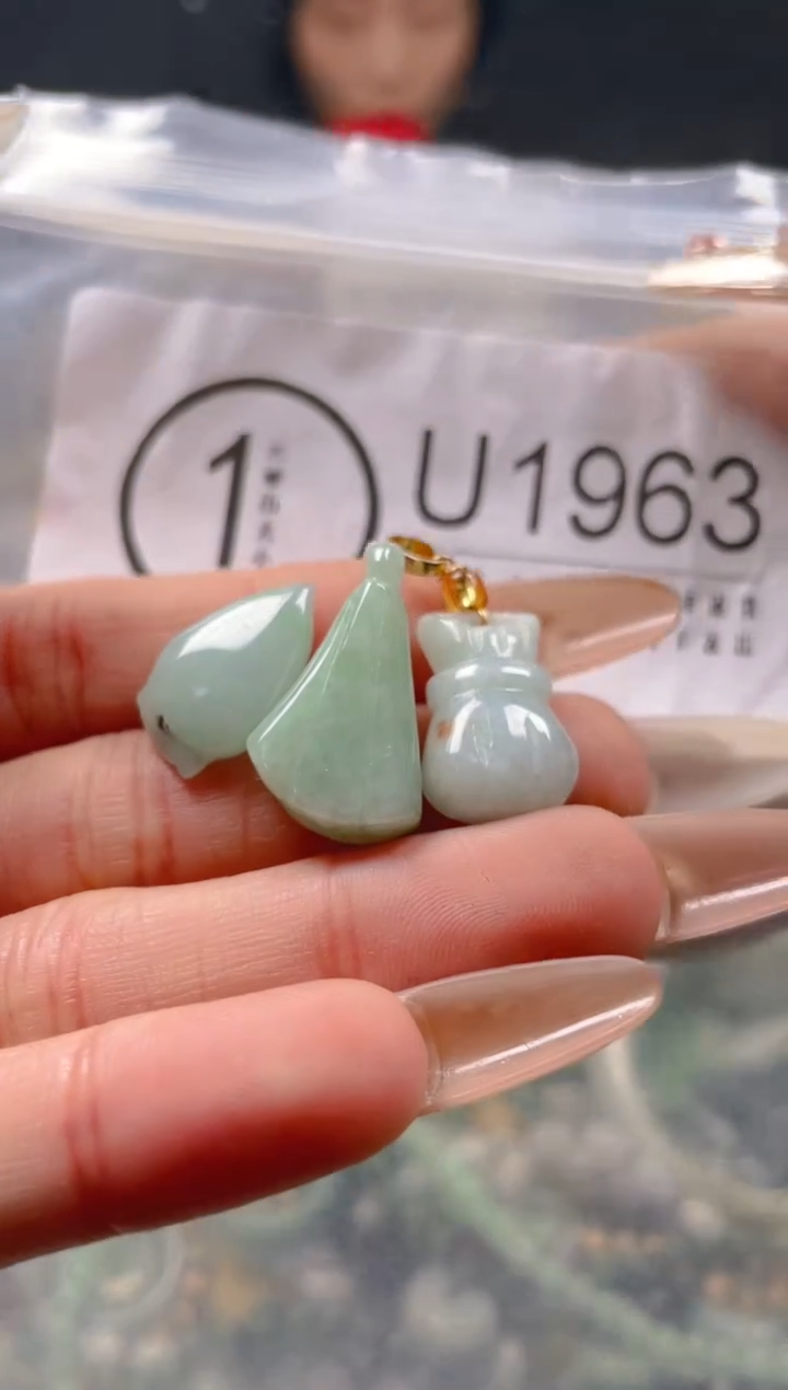 【闪购商品】翡翠颈饰未镶嵌/U/翡翠A货一图一物