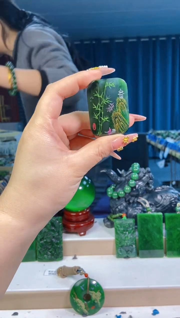 【闪购商品】和田玉挂件未镶嵌1