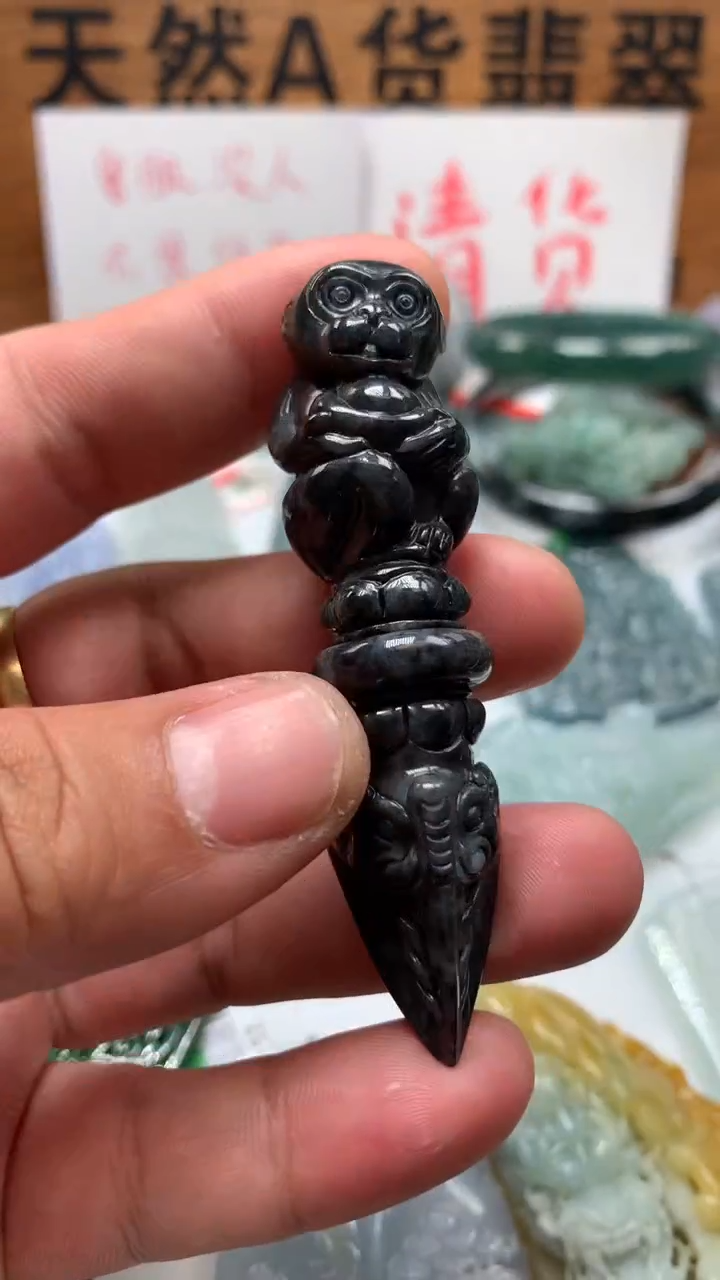 【闪购商品】翡翠颈饰未镶嵌保真天然A货翡翠