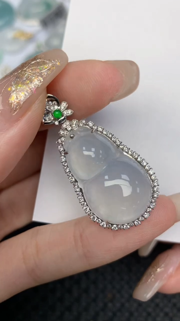 颈饰18K金镶嵌翡翠天然缅甸翡翠a货百元以上9元证书费自理