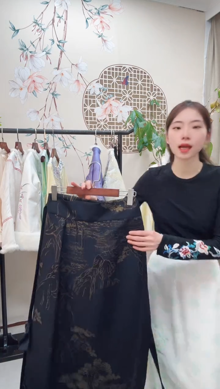 【闪购商品】织绣非遗苏绣服装一物一件黑色