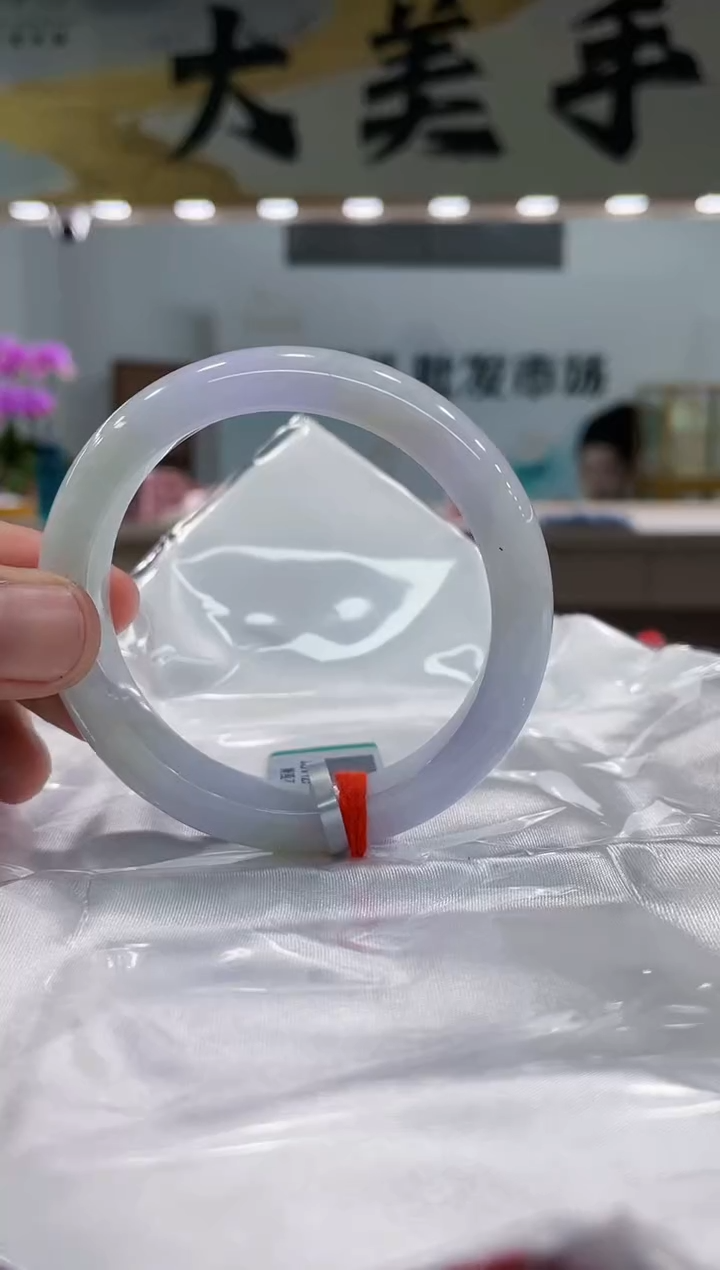 【闪购商品】翡翠手镯未镶嵌手镯