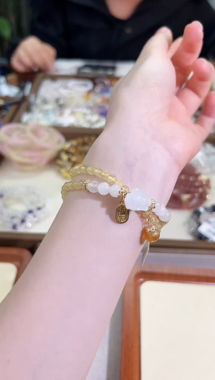 【闪购商品】水晶手链未镶嵌金发晶好运连连天然默认微瑕多样性发货
