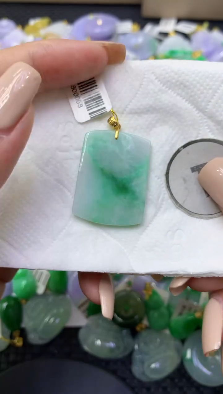 颈饰未镶嵌翡翠天然缅甸翡翠A货