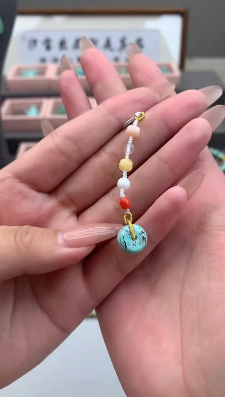 【闪购商品】南红玛瑙挂件未镶嵌C28