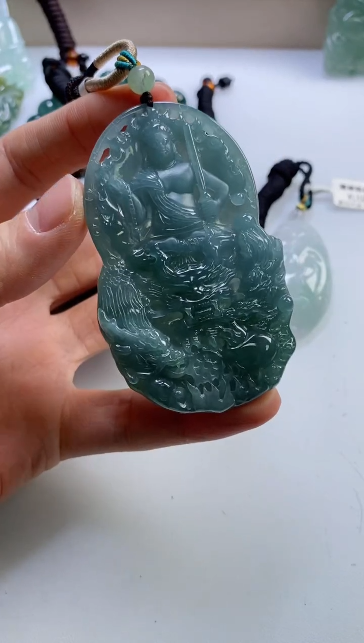 【闪购商品】翡翠挂件未镶嵌            