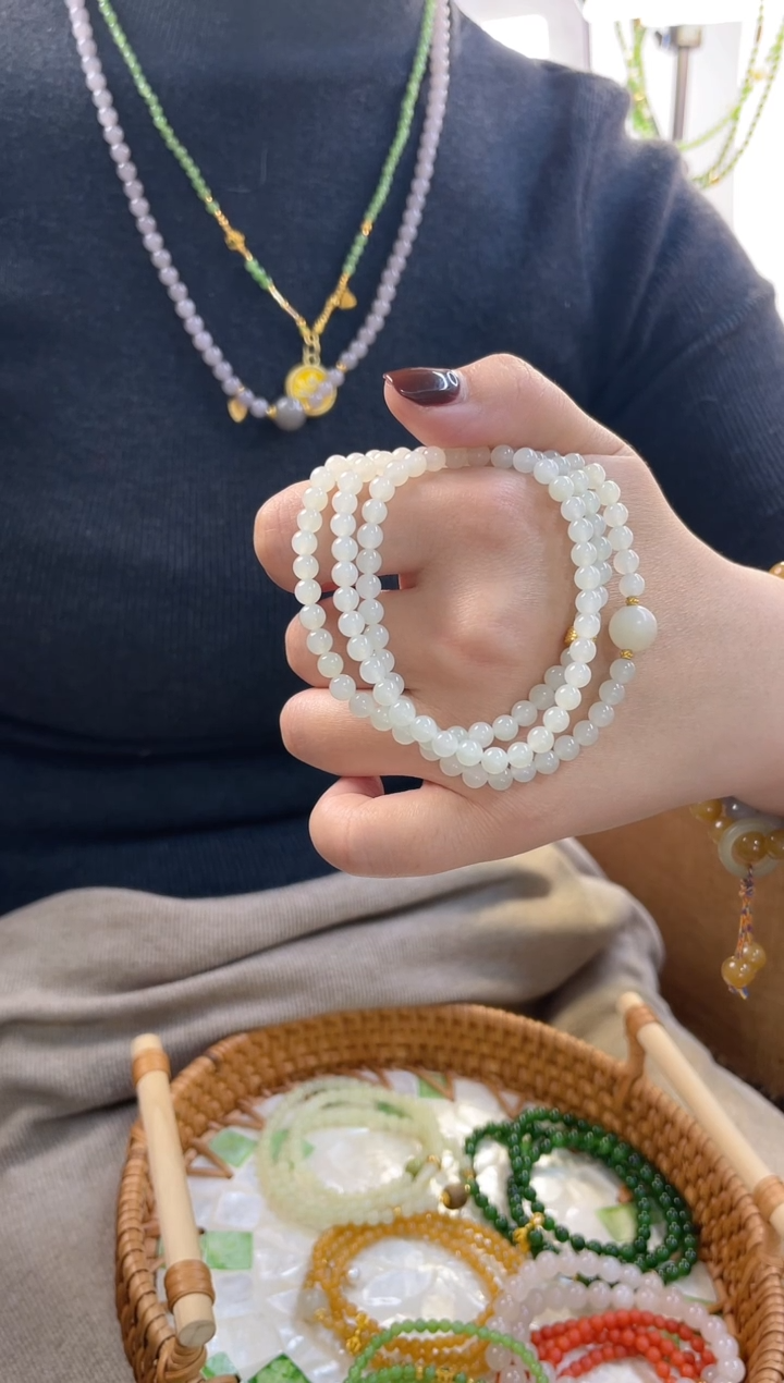 【闪购商品】和田玉三圈18K金镶嵌白玉