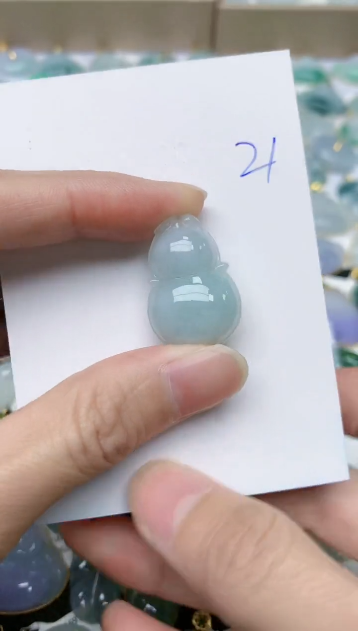 【闪购商品】翡翠颈饰未镶嵌天然缅甸A货翡翠