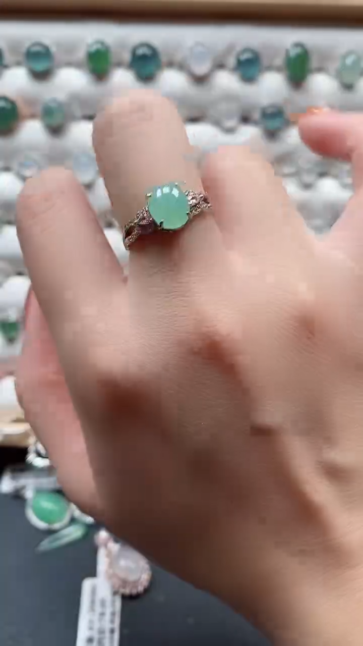 【闪购商品】翡翠戒指银S925镶嵌一物一证一礼盒