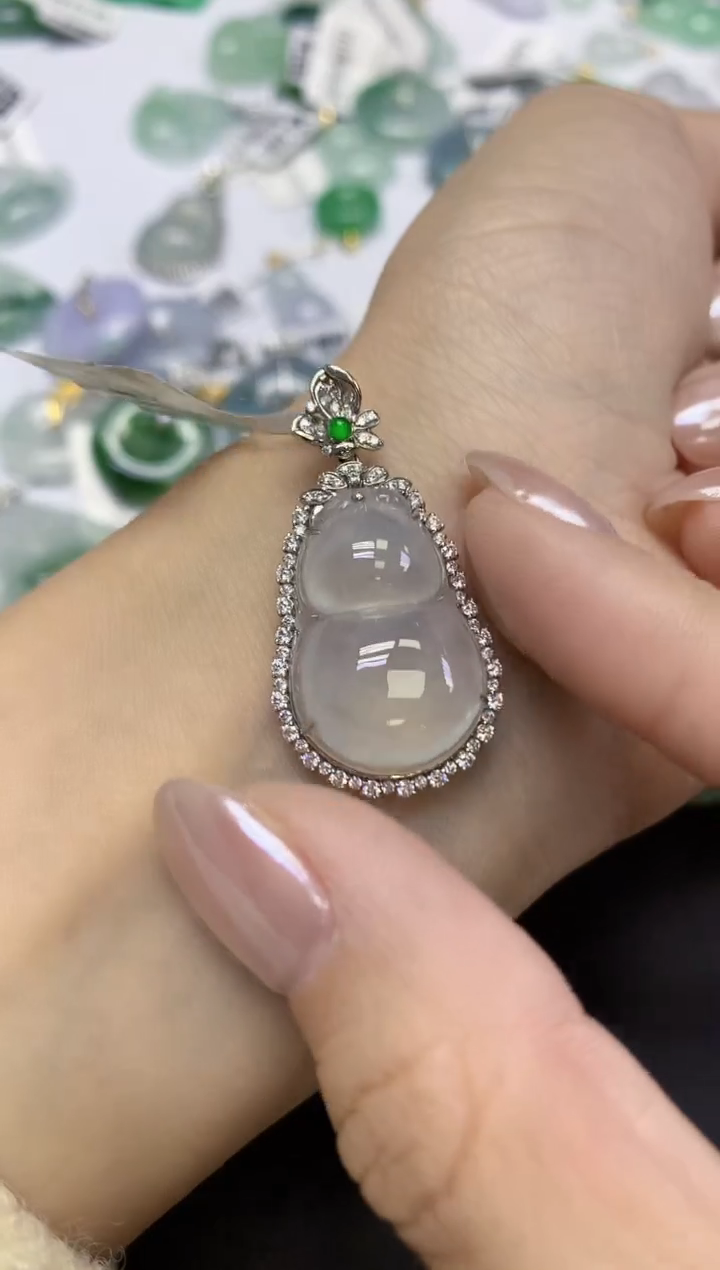 颈饰18K金镶嵌翡翠天然缅甸翡翠A货百元以上9元证书费自理