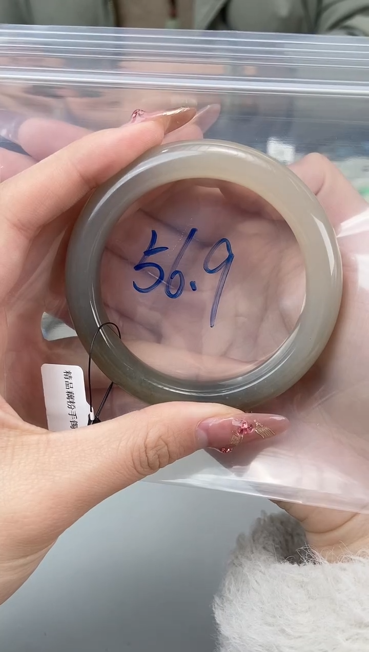 【闪购商品】和田玉手镯未镶嵌天然和田玉