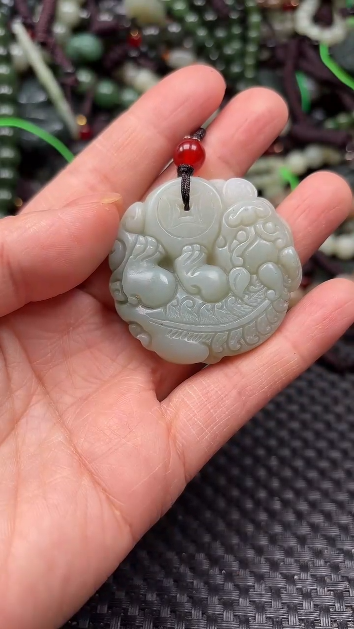 【闪购商品】和田玉颈饰未镶嵌1