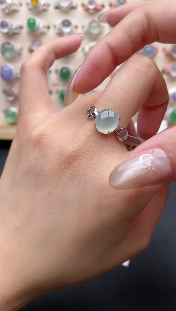 【闪购商品】翡翠戒指银S925镶嵌一物一证一礼盒