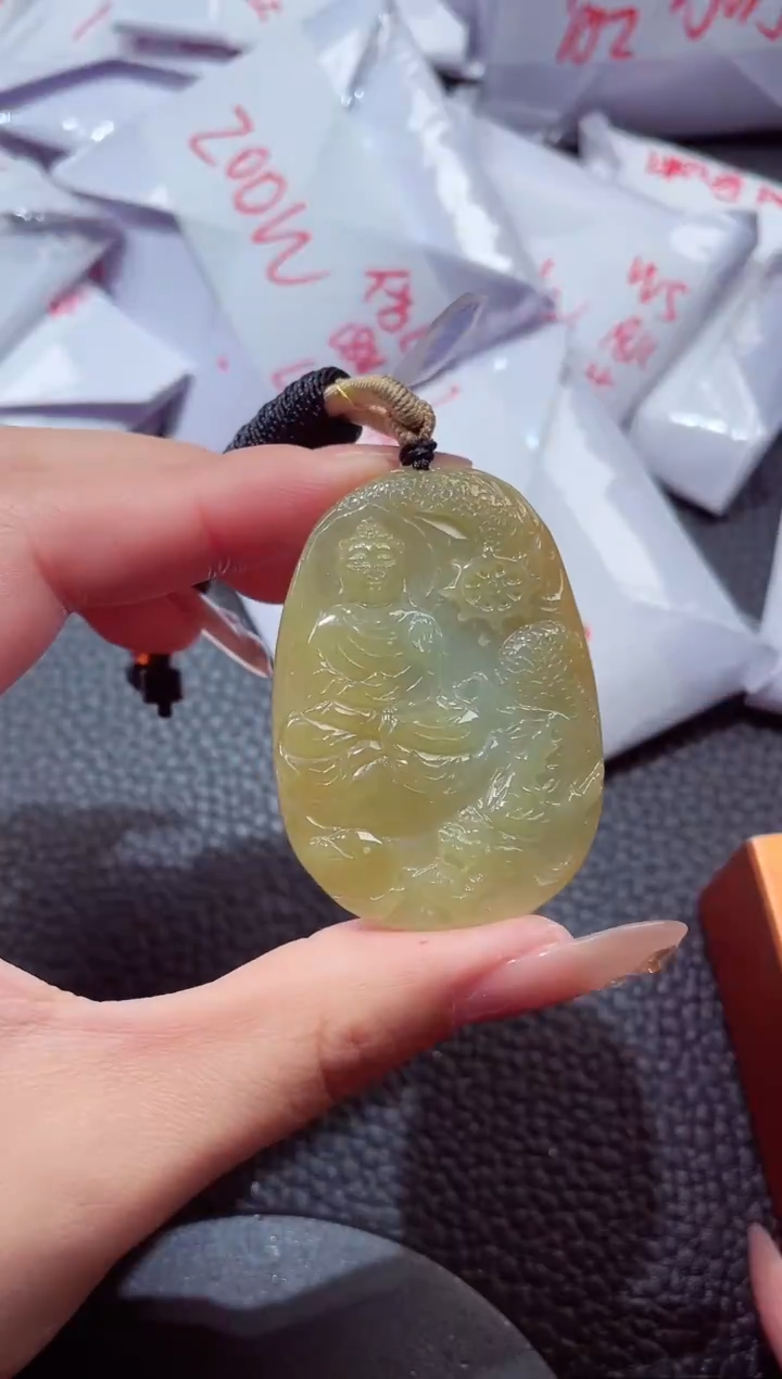 颈饰未镶嵌翡翠587