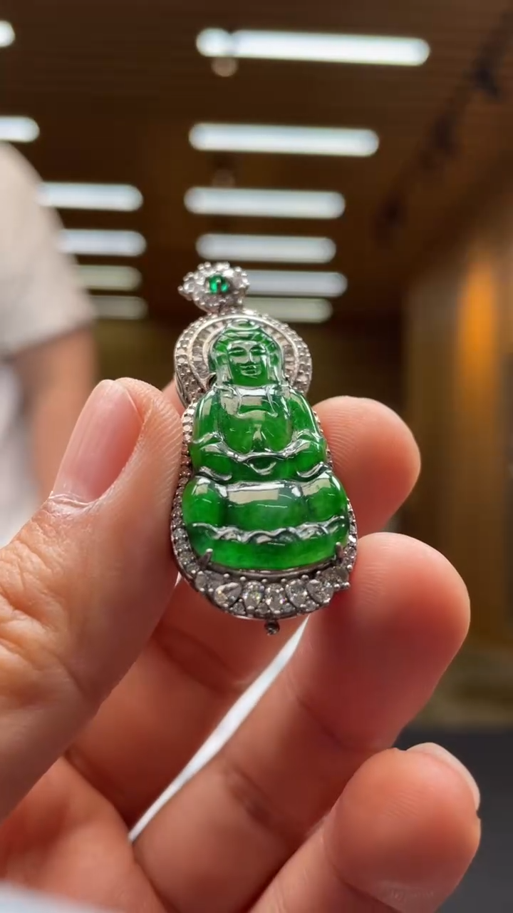 【闪购商品】翡翠颈饰未镶嵌********722