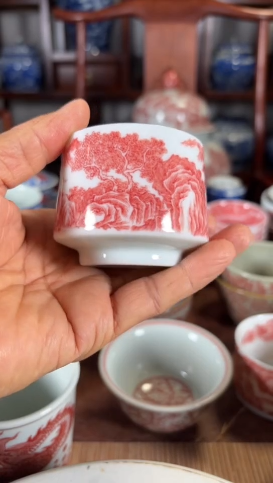 柴窑釉里红山水威士忌杯杯