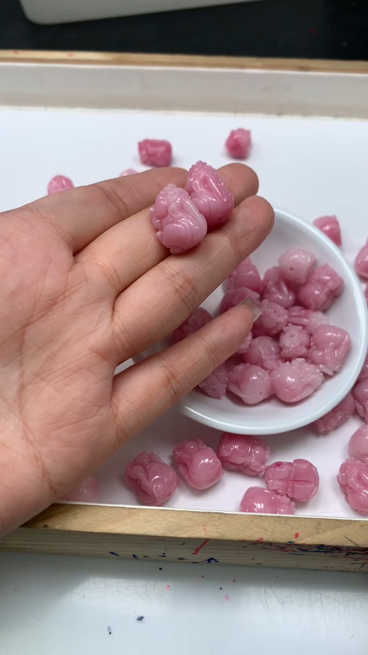 未镶嵌散珠拼合珍珠（马贝珠）A2009 女皇贝 皮休13*17mm2个5.8元