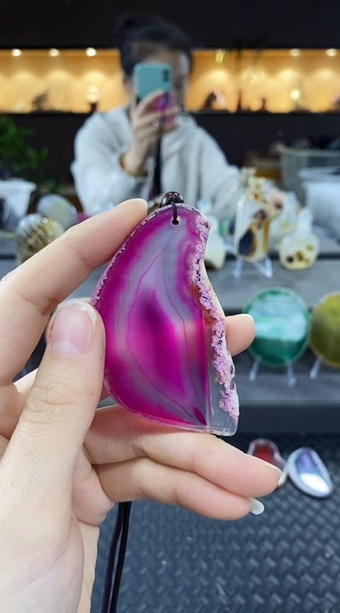 未镶嵌颈饰玛瑙/玉髓中*玛瑙