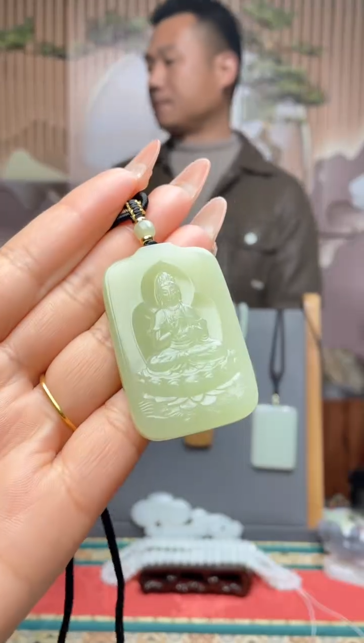 【闪购商品】和田玉颈饰未镶嵌一