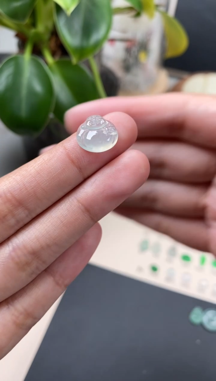 【闪购商品】翡翠颈饰未镶嵌翡翠冰种佛公
