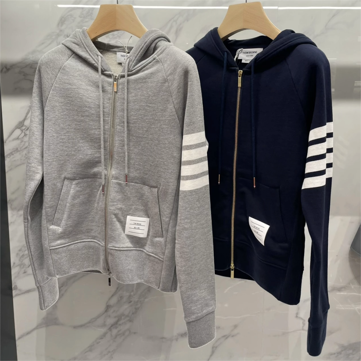 未使用 THOMBROWNE 未使用袖标条纹拉链经典连帽卫衣外套 秋季 新
